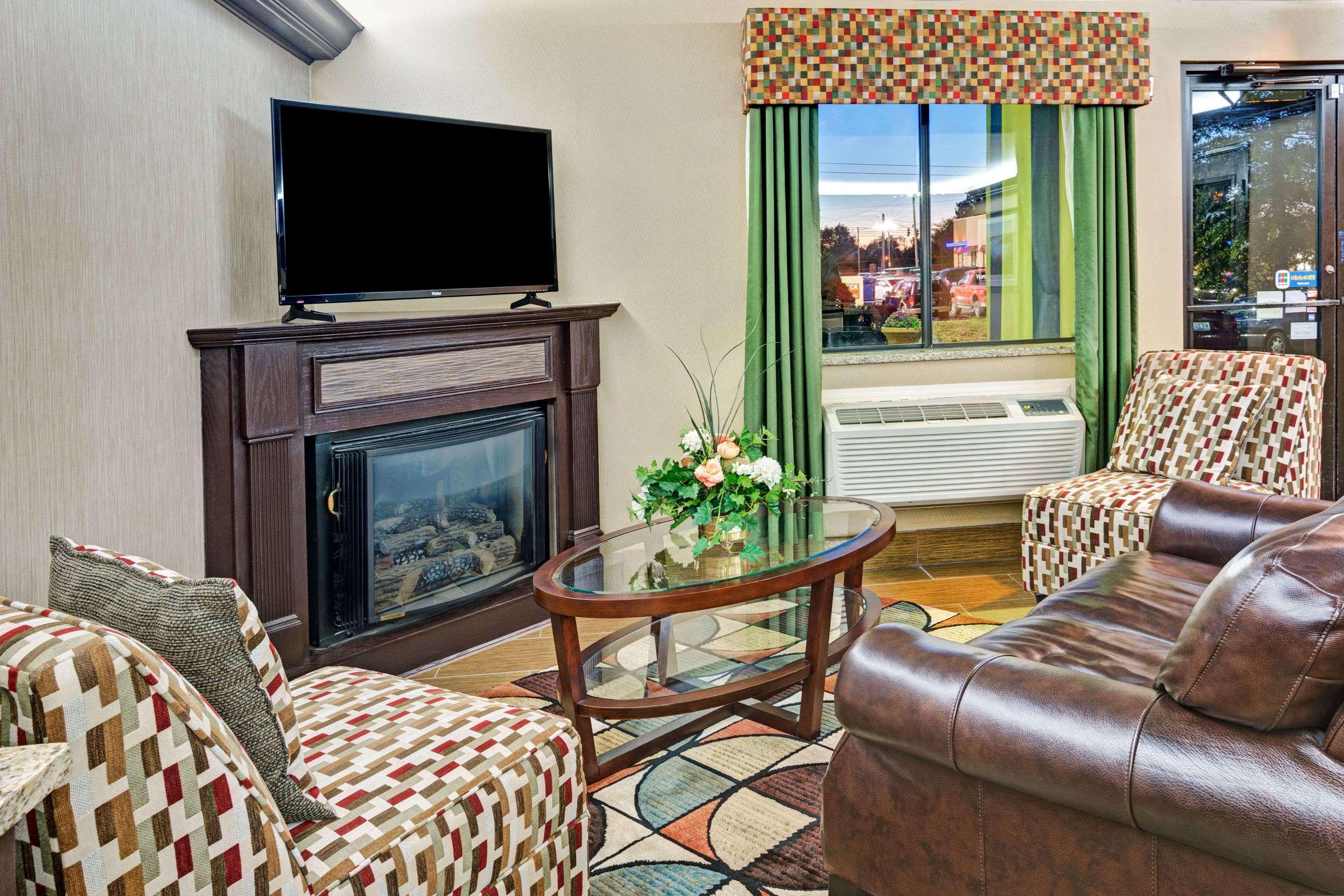 Clarion Pointe Harrodsburg-Danville Eksteriør billede